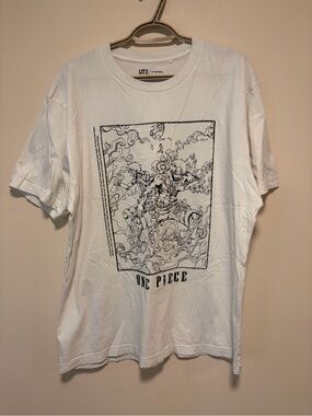 Uniqlo White One Piece Black Line Art Graphic Tee